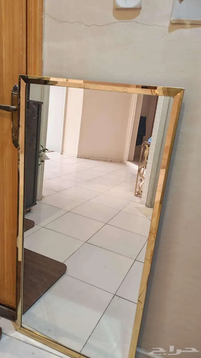 علاقه عبايات ومرايا للمدخل ستاند شاشه مودرن 2