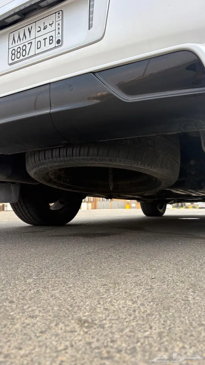 LX570 2021 شبه الجديد 24