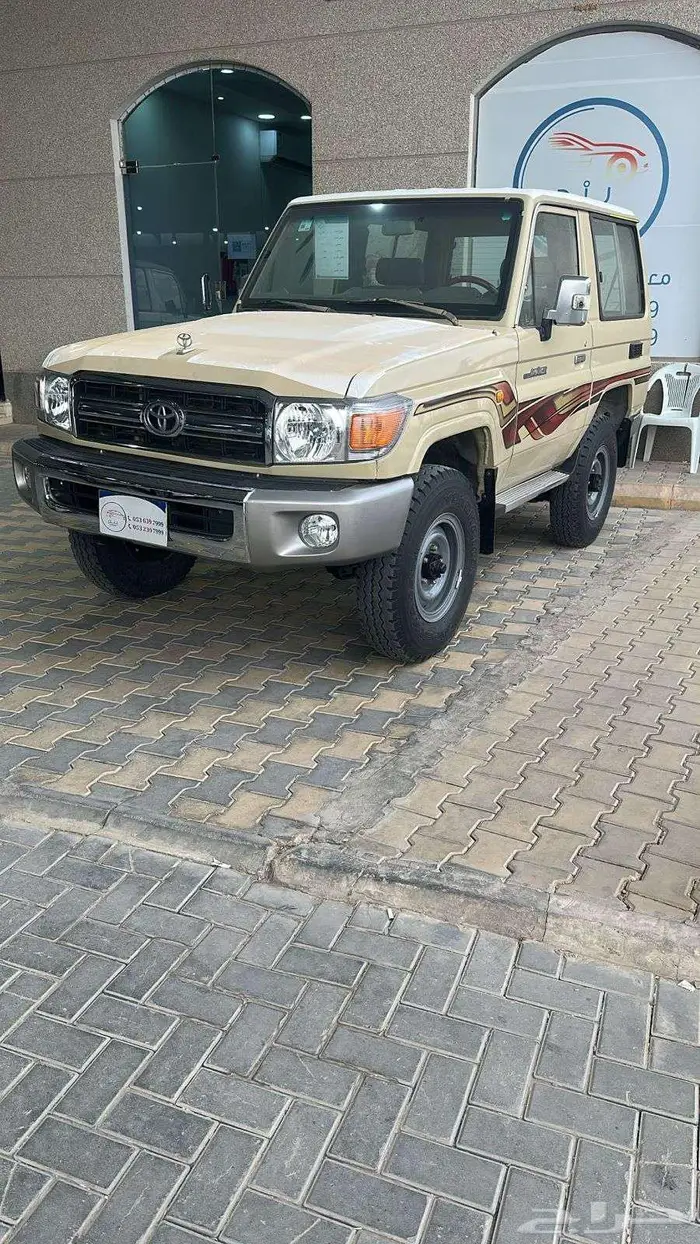 تويوتا ربع 2012 بريمي 0