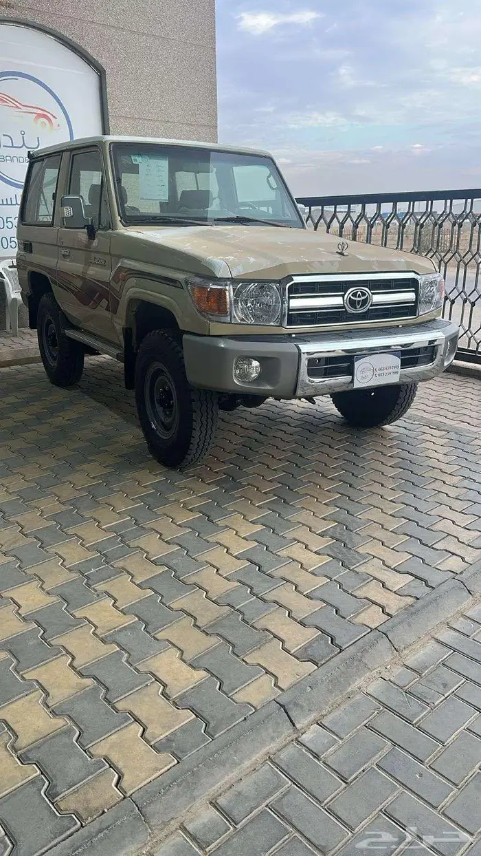 تويوتا ربع 2012 بريمي 1