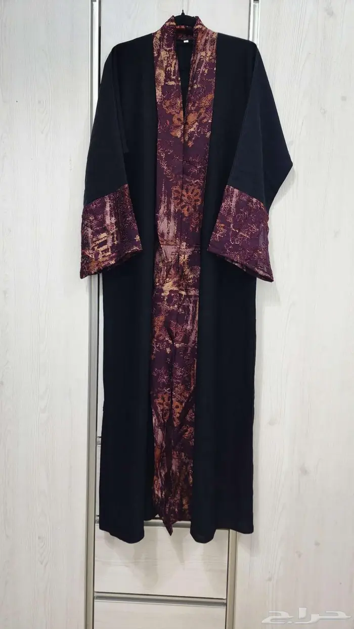 عبايات جملة ومفرد وحسب الطلب 0