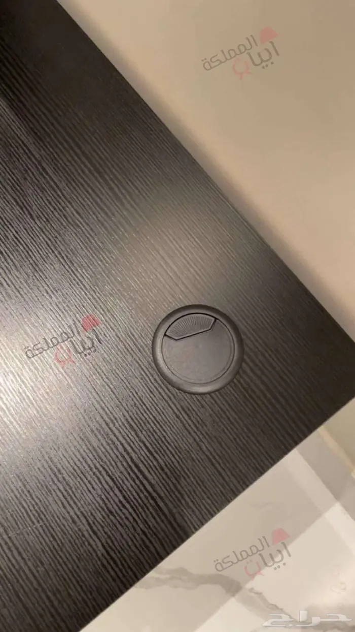 طاولة تلفزيون مزودة بإضاءة لون اسود - وصور بعد التركيب 8