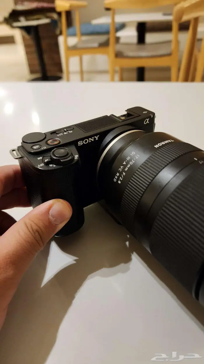 Sony ZV-E10 II   عدسة 16-50   3 بطاريات   ميموري 300MB s 0