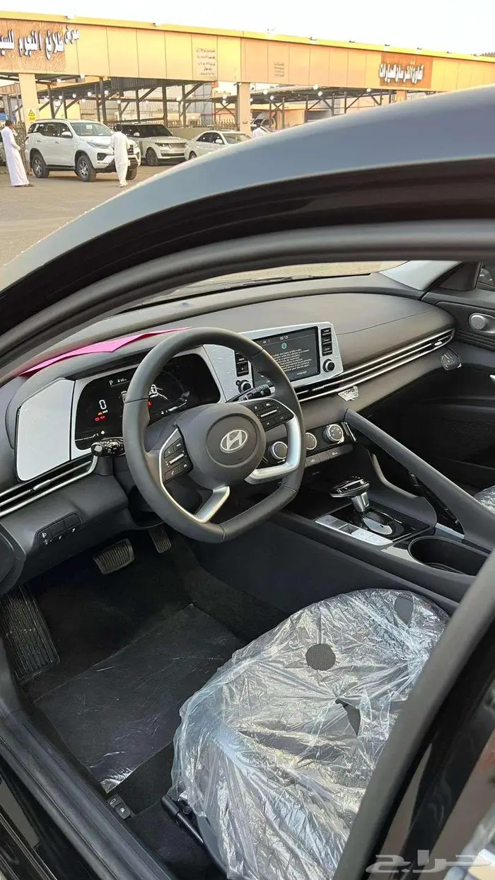 هيونداي النترا كمفورت اصفار 2025 لون اسود جميل جدا 8