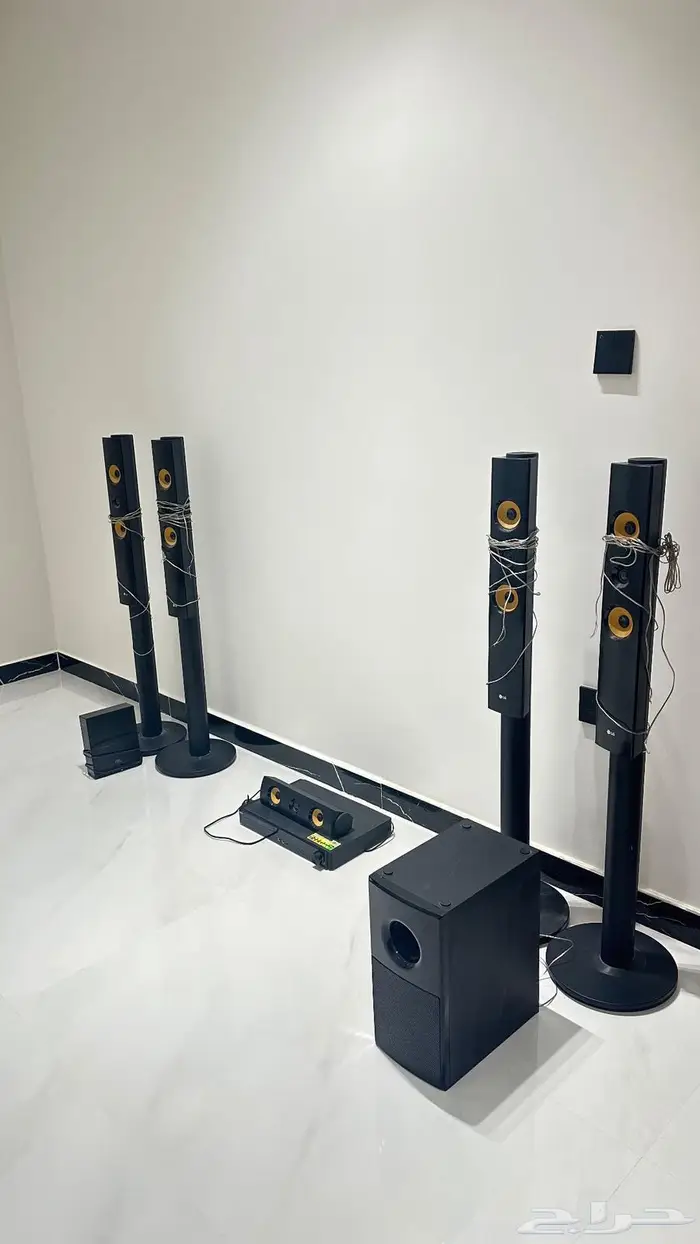 للبيع مسرح منزلي احترافي LG LHB755W 2