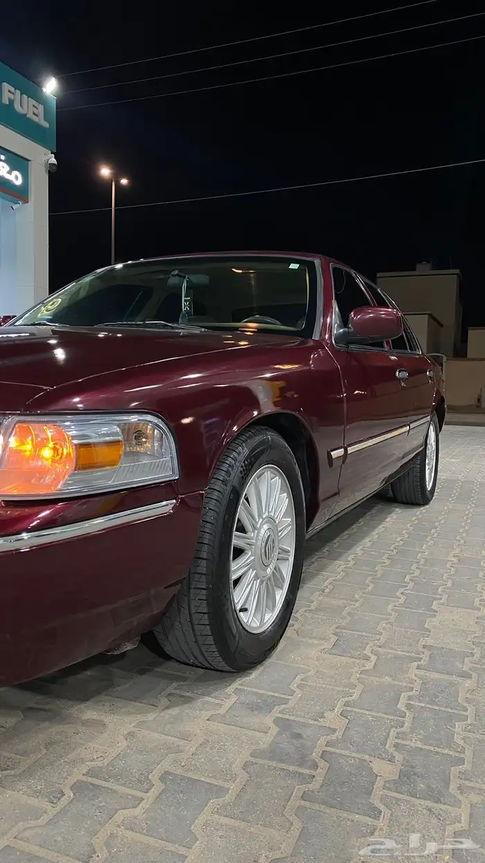 فورد جراند ماركيز 2010 5