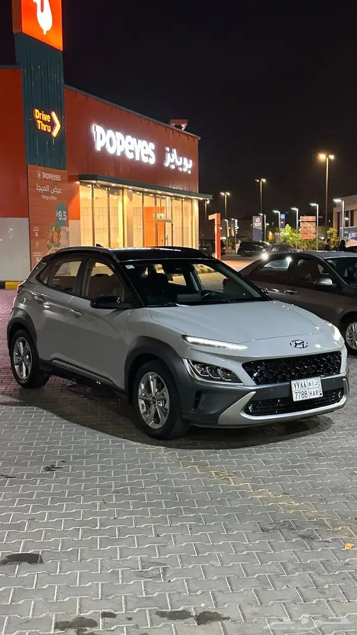 هونداي كونا 2022بريميوم شبه جديده 4