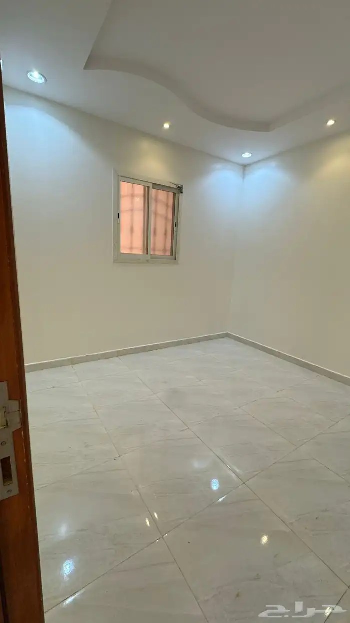 فيلا للبيع بقيمة الرهن في وادي لبن 22