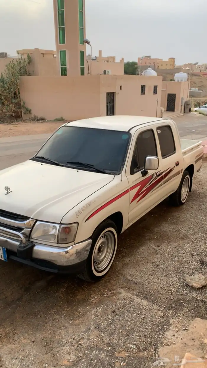 هايلوكس يابانيه 2002 نضيفه 12