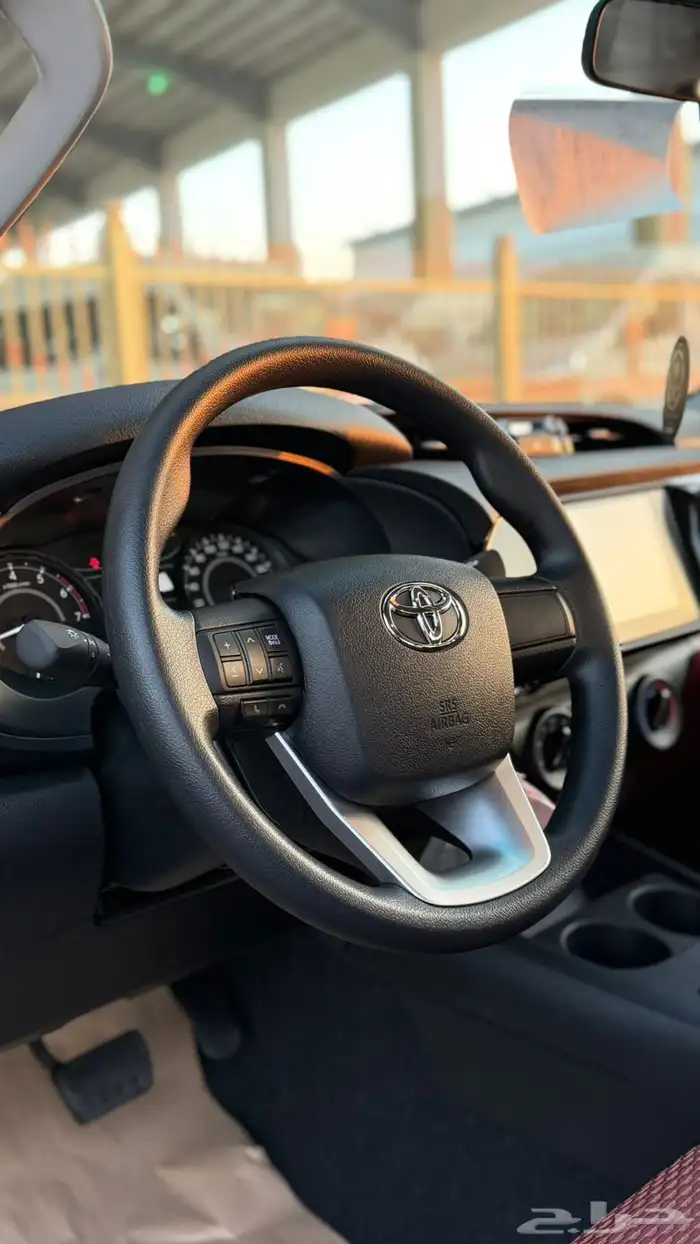 هايلوكس اوتوماتيك بنزين 2025 بإقل الاسعار 4