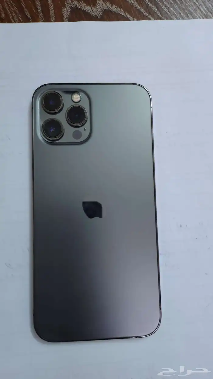 جوال ايفوان 12مغير سماعه الي تحت وشاشه مكسوره كسر خفيف 1