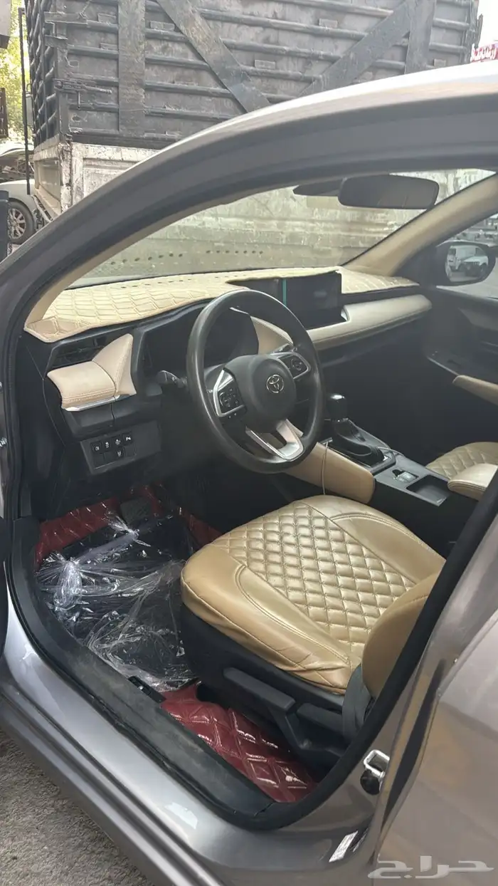 يارس 24 فئه Y plus 13