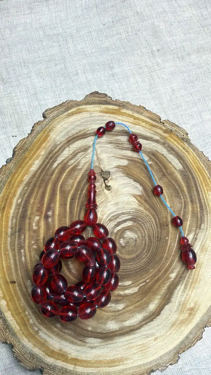 مسباح كاست تمليكة (مصنوع من زجاج الطائرة) 2