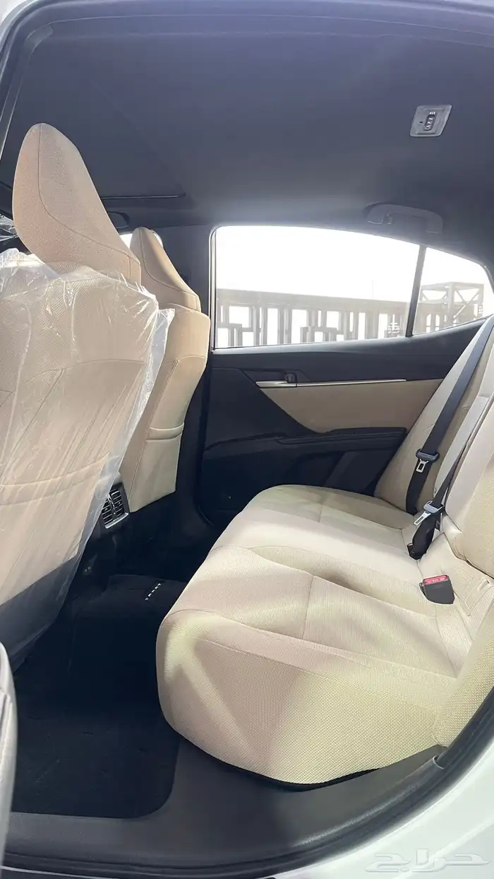 تويوتا كامري LE جميع الانوان وإصدار اللوحات فوري 9