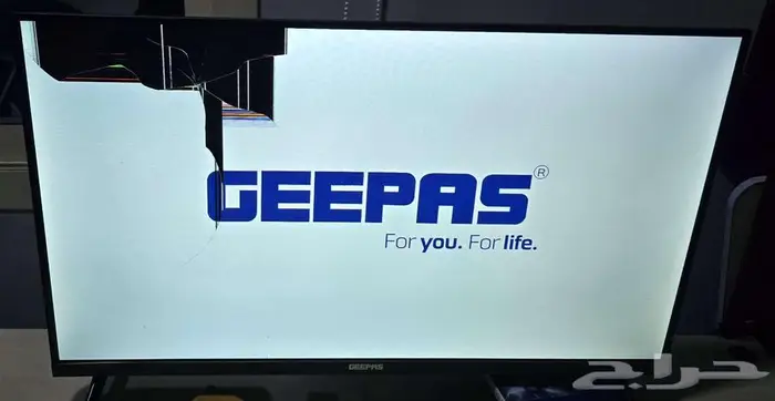 شاشة 32 بها كسر 0