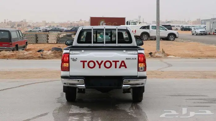 هايلكس غماره gl 2026 متوفر كاش وبنك بنزين او ديزل . . 6