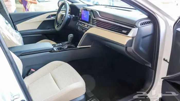 تويوتا كامري 2025 متوفر جميع الفئات والالوان نقدا وبالتقسيط 10