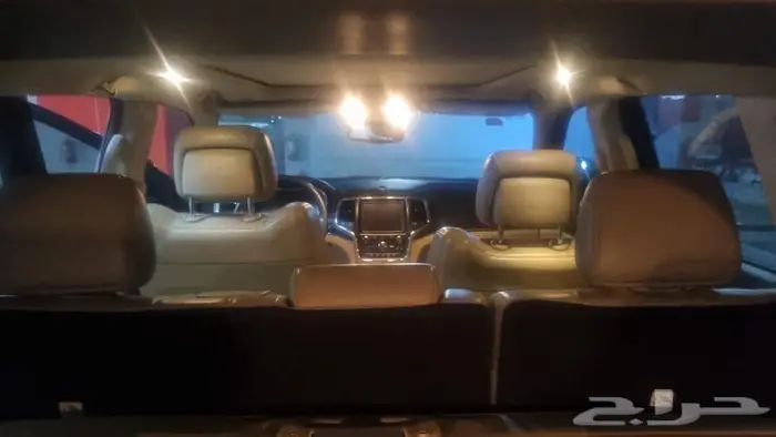 للبيع جيب شروكي 5