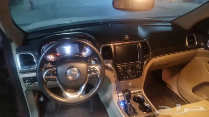 للبيع جيب شروكي 4