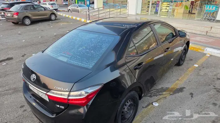 كورولا موديل 17 نظيف جدا ومشدشد اصلي 4