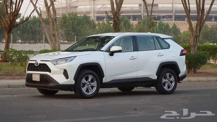 تويوتا راف فور 2022 1