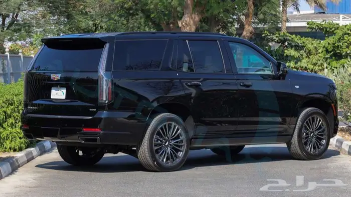 كاديلك اسكاليد 600 Sport Platinum 2025 اصفار مع ضمان 7
