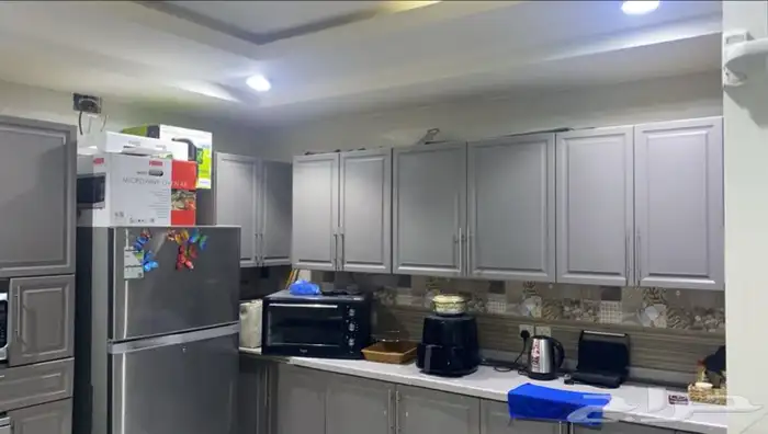 مطبخ للبيع السبب النقل الى بيت اخر 0