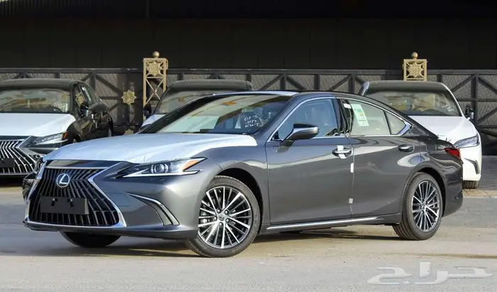 لكزس - ES 250 - لاكجيري - نص فل - خليجي -2025 1