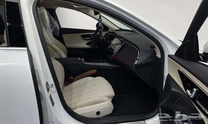 مرسيدس E200 2024 - الفخامة الألمانية كما يجب أن تكون 15