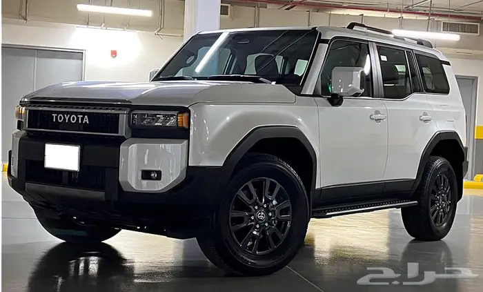 تويوتا برادو TXL3 بنزين عبداللطيف جميل 2025 0