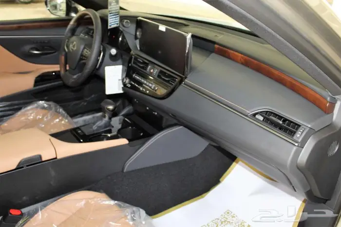 لكزس - ES 250 - لاكجيري - نص فل - خليجي -2025 12