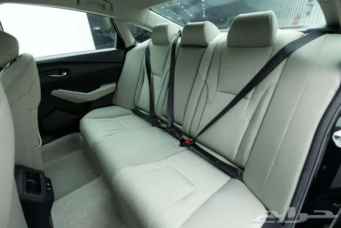 هوندا اكورد LX ستاندر 2025 تصميم يلفت الانظار 16