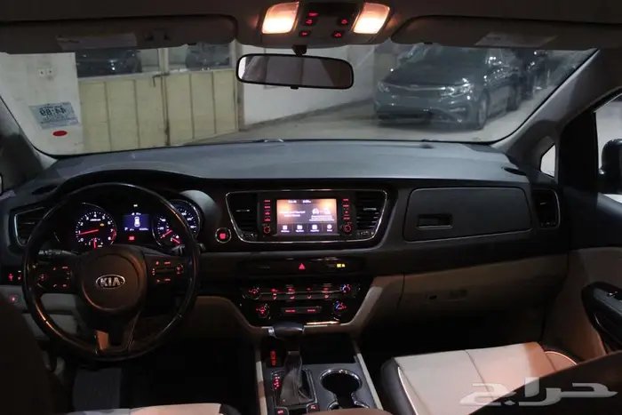 كيا كارنيفال 2020 ازرق بطاقة جمركية 32