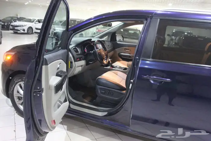 كيا كارنيفال 2020 ازرق بطاقة جمركية 55