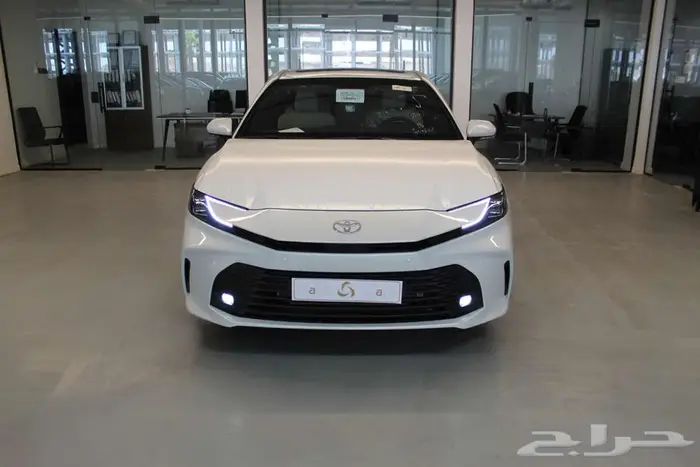 تويوتا كامري LE 2025 0