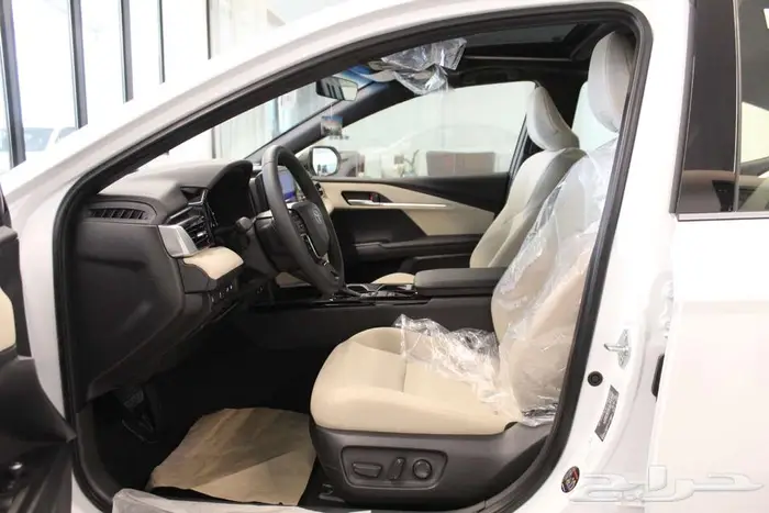 تويوتا كامري LE 2025 8