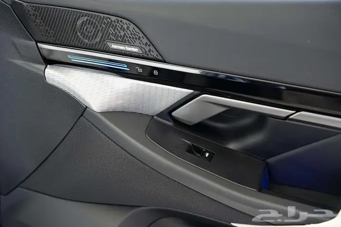 بي ام الفئة الخامسة 520--- BMW520I M KIT sport 2024 21