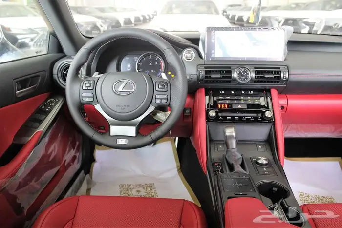 لكزس - IS350 F Sport - خليجي - 2025 - فل كامل 6