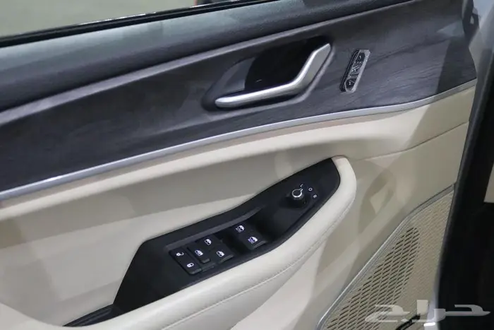 جراند شيروكي 2022 فل كامل ليميتد 21