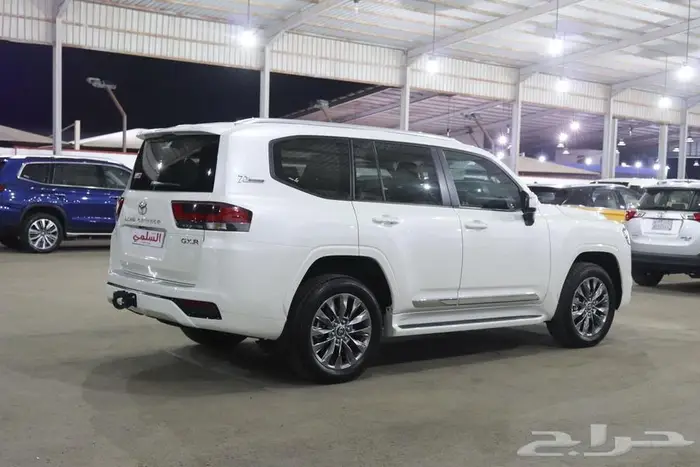 لاندكروزر GXR L3 2022 6
