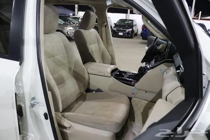 لاندكروزر GXR L3 2022 16