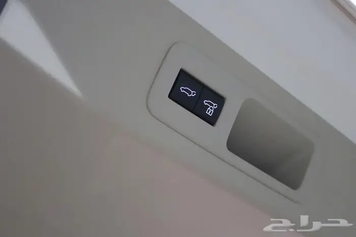 لاندكروزر GXR L3 2022 29