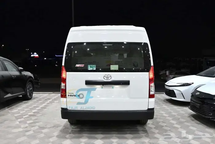 تويوتا باص 13 راكب بالنقد والتقسيط 5