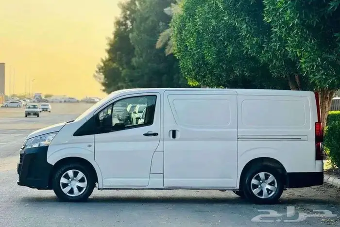 تويوتا باص هاى اس 2022 السعرشامل الضريبه ب 73الف 3