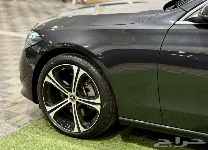 Mercedes Benz C300 Avant Guard 2023 - clean title 10