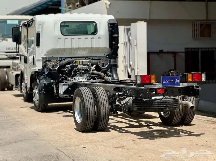 ايسوزو ديانا NPR 2025 مبيعات الكاش والتقسيط 6