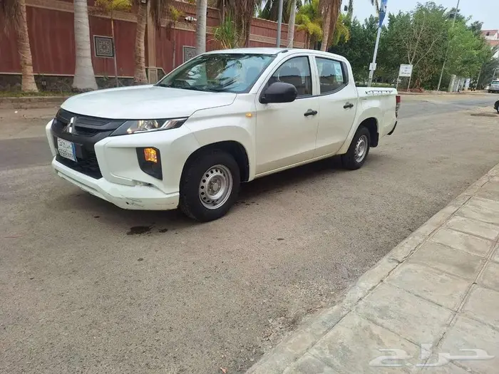 ميتسوبيشي L200 بنزين الموديل 2022 2