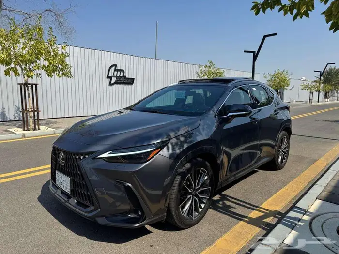 لكزس NX350 Ch - سعودي اصفار هايبرد فل بانوراما2023 1