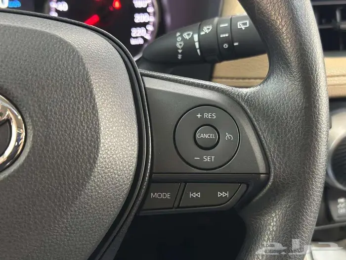 تويوتا راف فور XLE نص فل 2025 جميع الالوان كاش واقساط 7