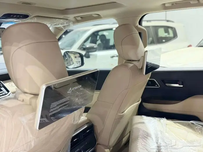 لاندكروزر جي اكس ار L5 خليجي بنزين رادار 2025 12